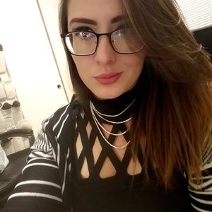 Meet your Posher, Chrissy